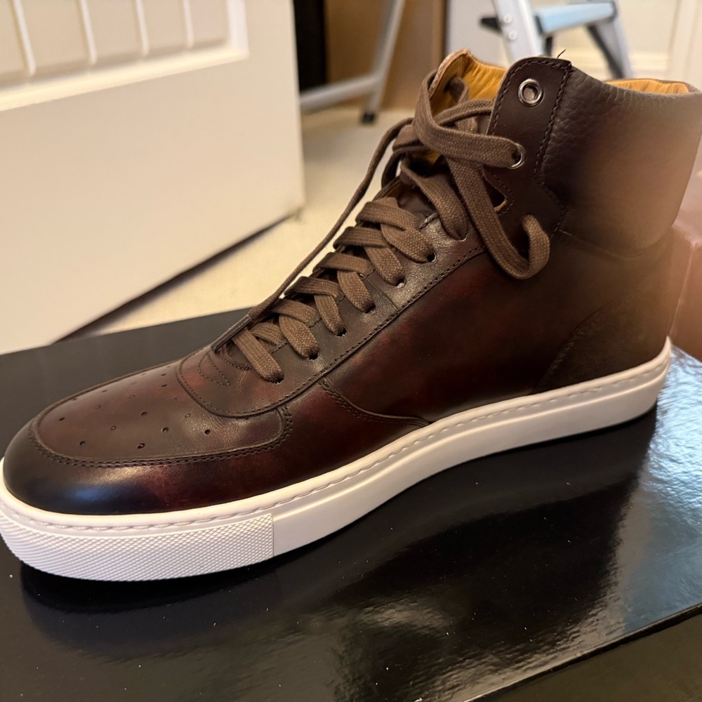 Magnanni Dark Brown High-Top Sneakers